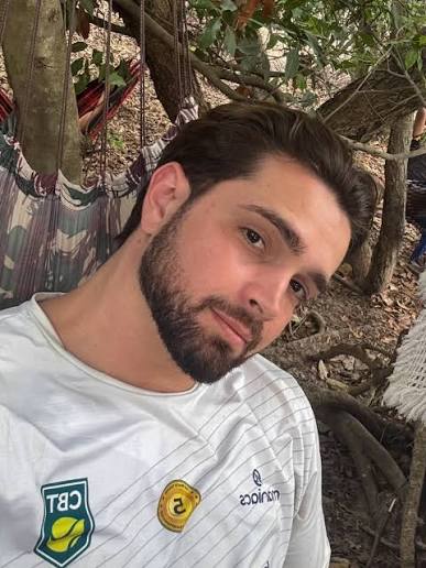 Renan Oliveira
